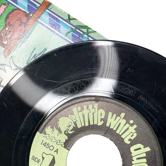 Lot Of 4 Vintage Peter Pan 45 RPM Extended Play Children's Four Vinyl Records - Picture 6 of 7